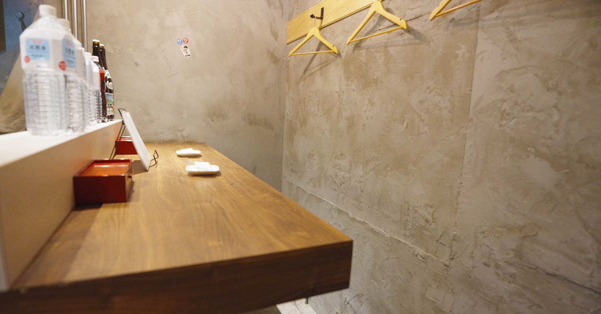 立ち飲みモンブランの座りスペース